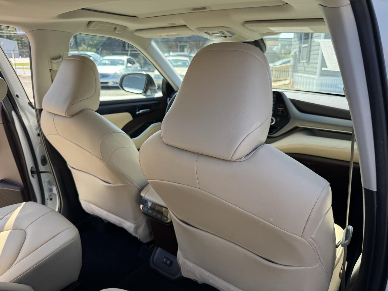 Toyota Highlander XLE FWD V6 2021