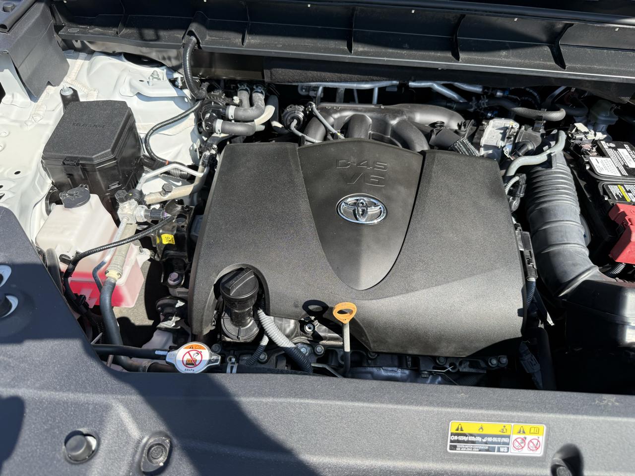 Toyota Highlander XLE FWD V6 2021