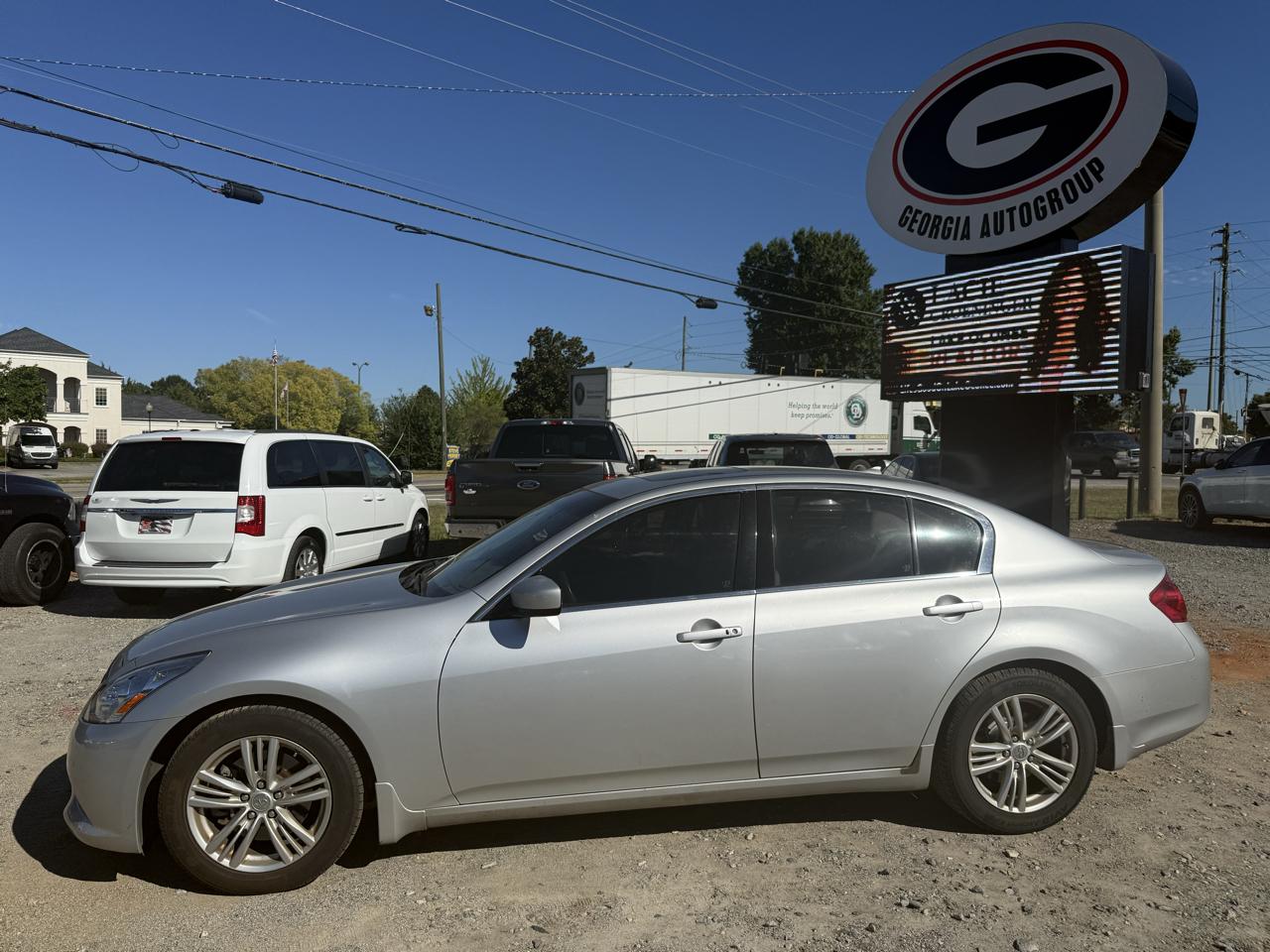 Infiniti G Sedan 37 Sport 6MT 2012