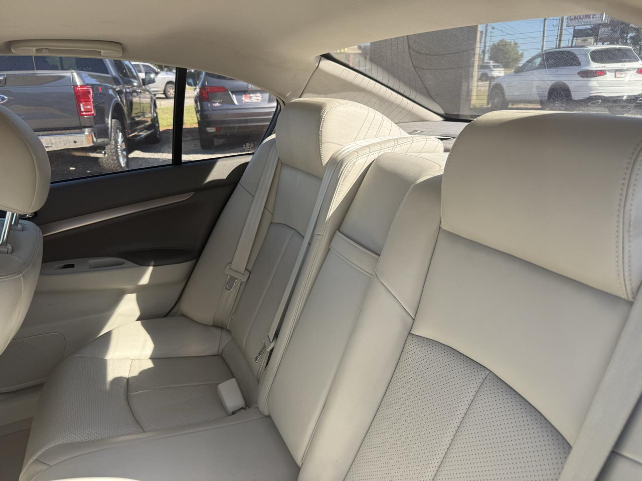 Infiniti G Sedan 37 Sport 6MT 2012