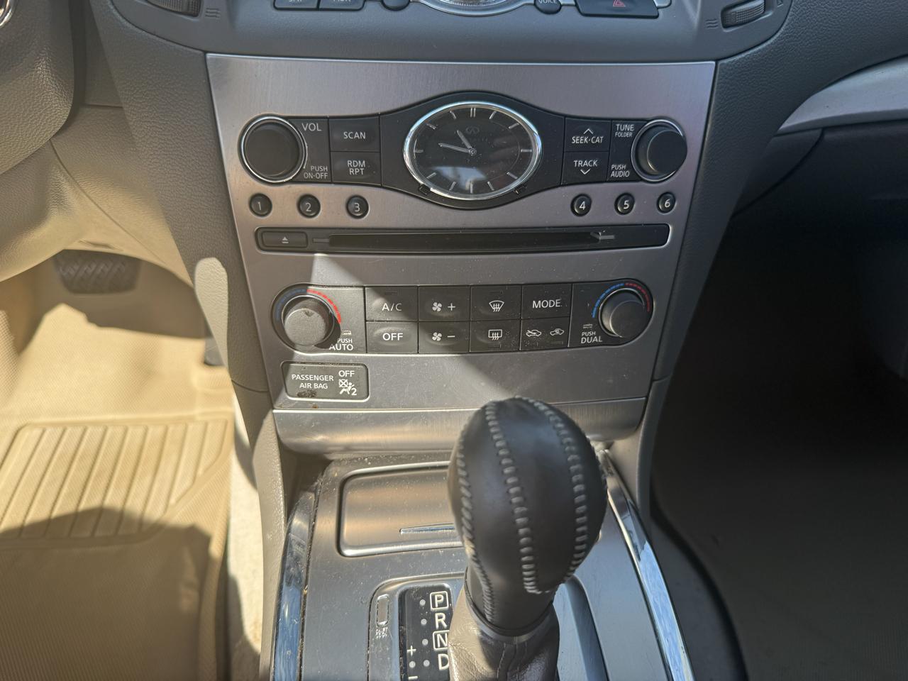 Infiniti G Sedan 37 Sport 6MT 2012