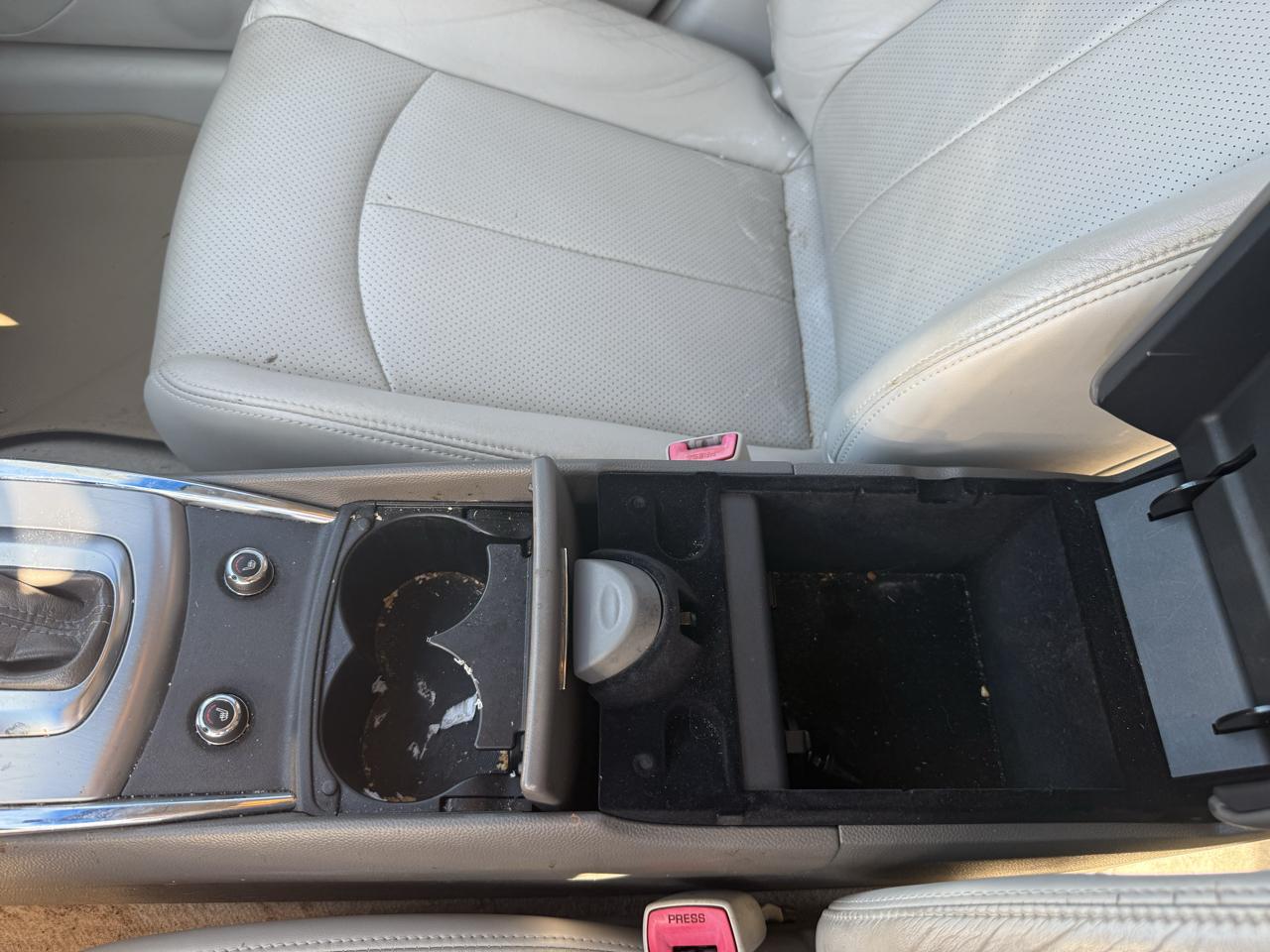 Infiniti G Sedan 37 Sport 6MT 2012