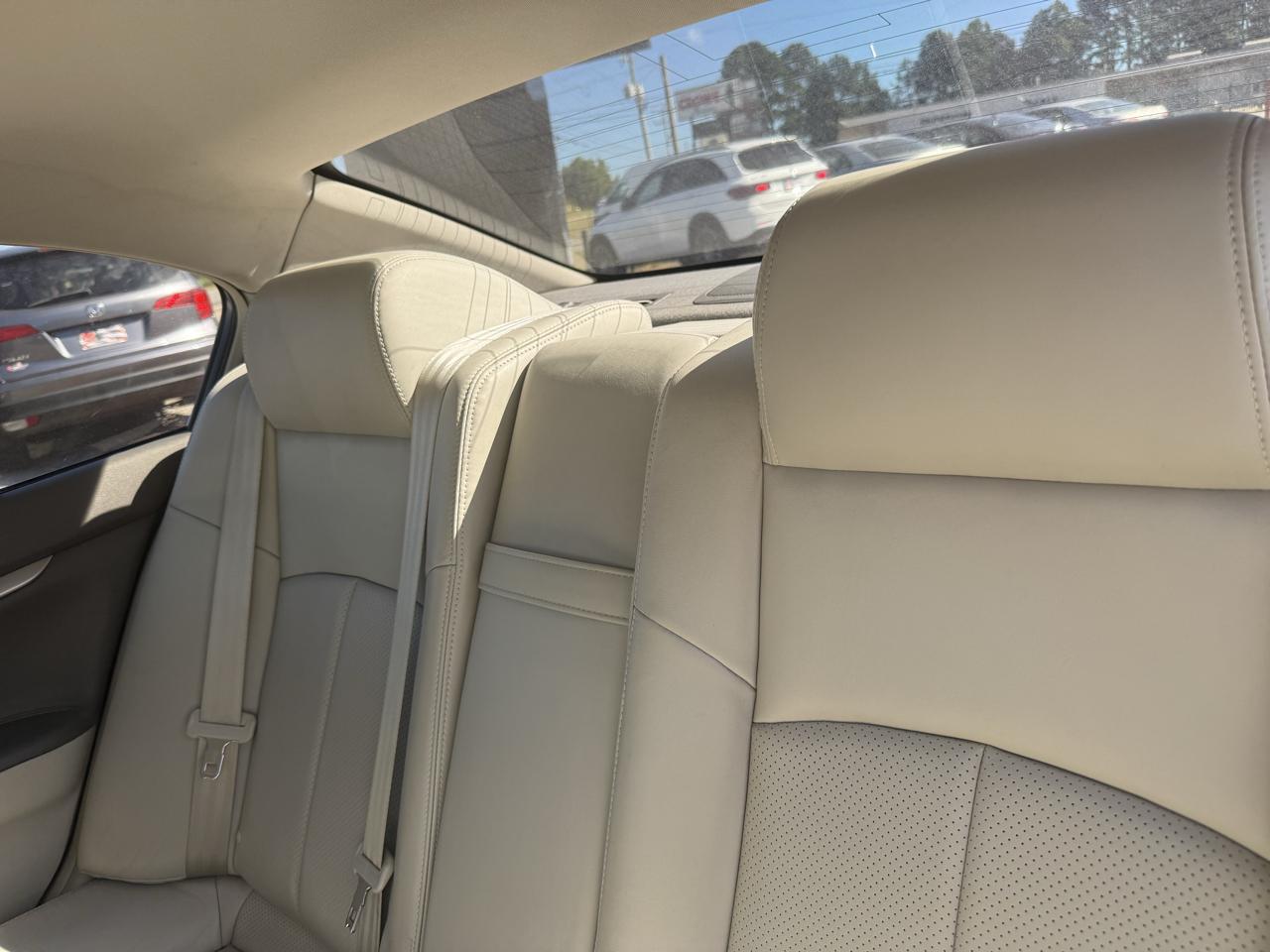 Infiniti G Sedan 37 Sport 6MT 2012