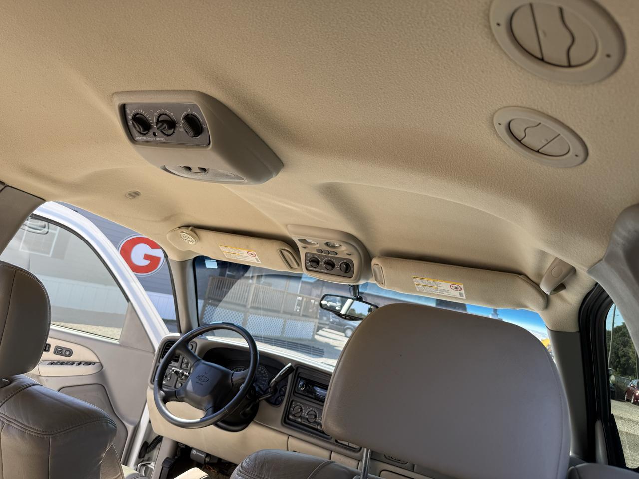 Chevrolet Tahoe 4WD 2002