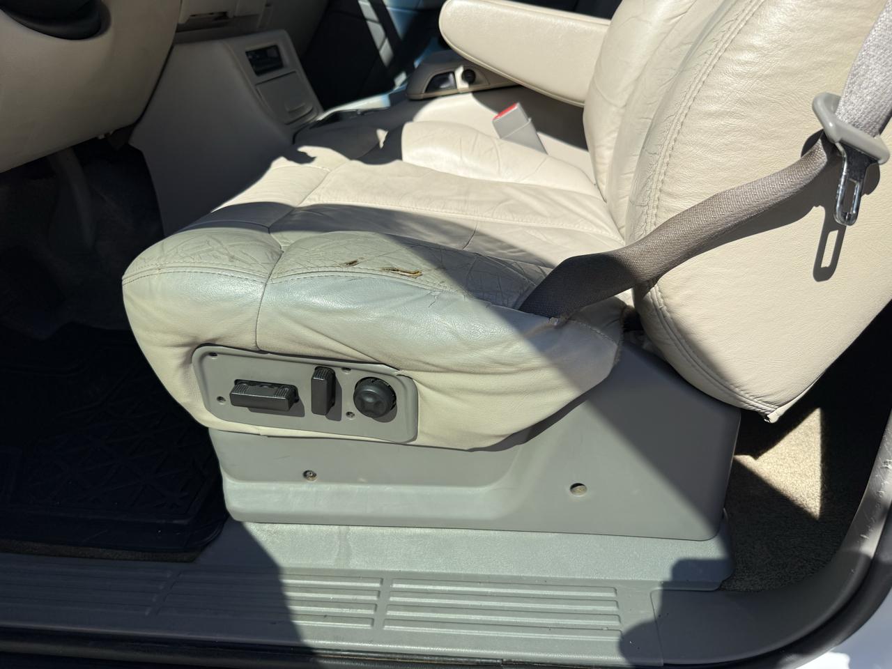 Chevrolet Tahoe 4WD 2002