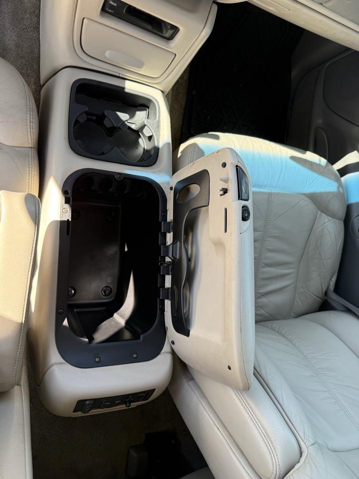 Chevrolet Tahoe 4WD 2002