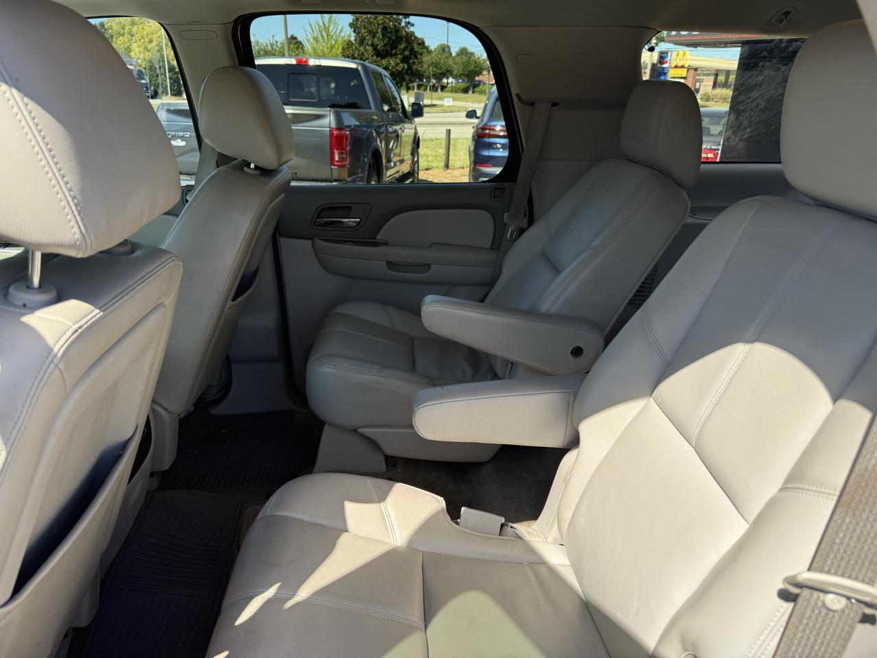 Chevrolet Tahoe LT 4WD 2012