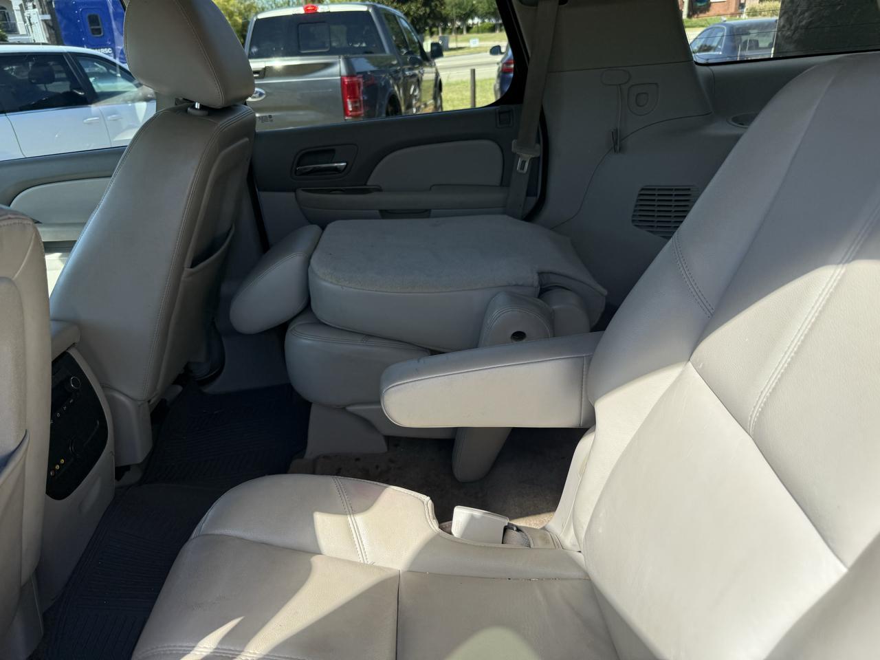 Chevrolet Tahoe LT 4WD 2012