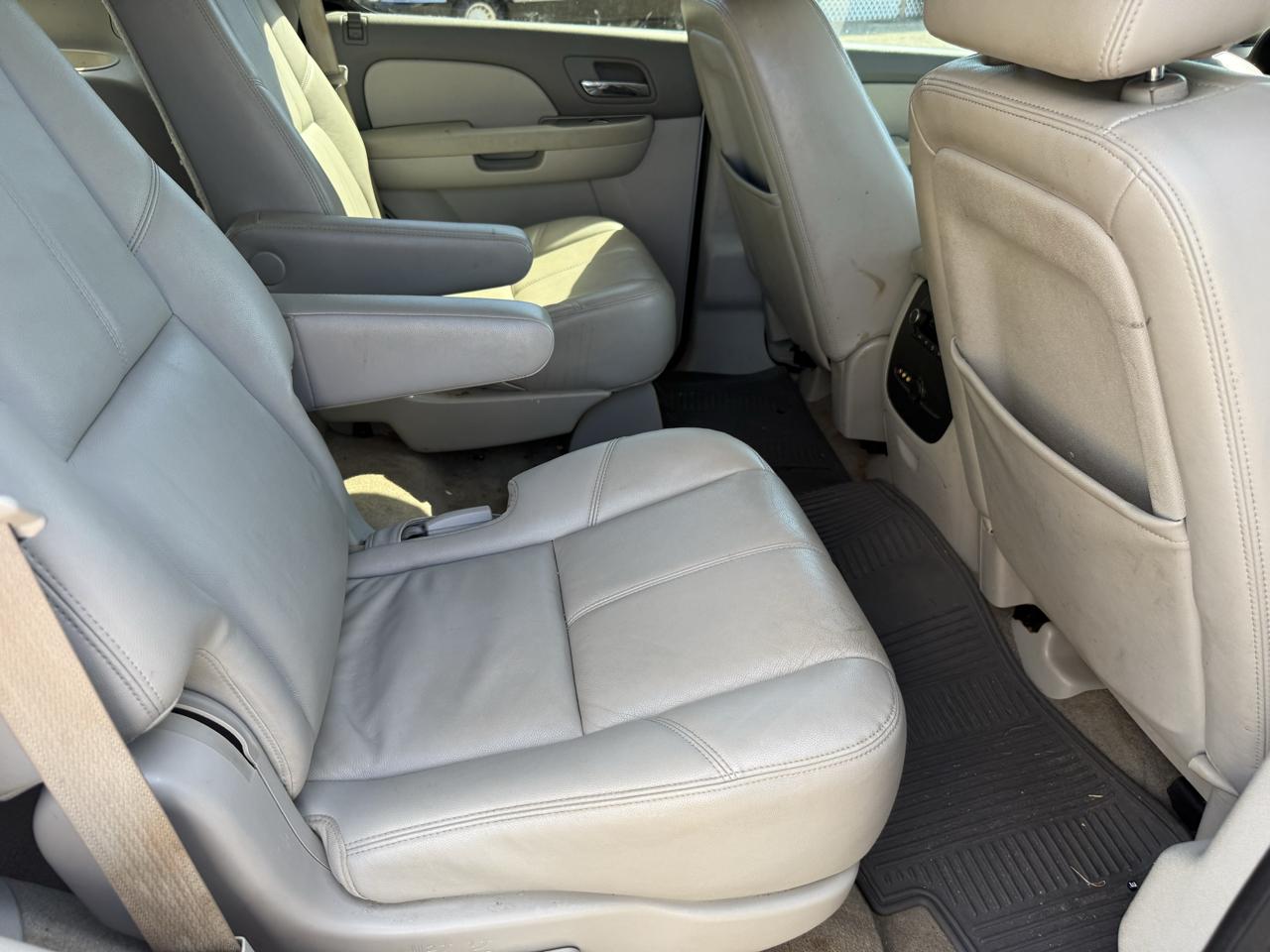 Chevrolet Tahoe LT 4WD 2012