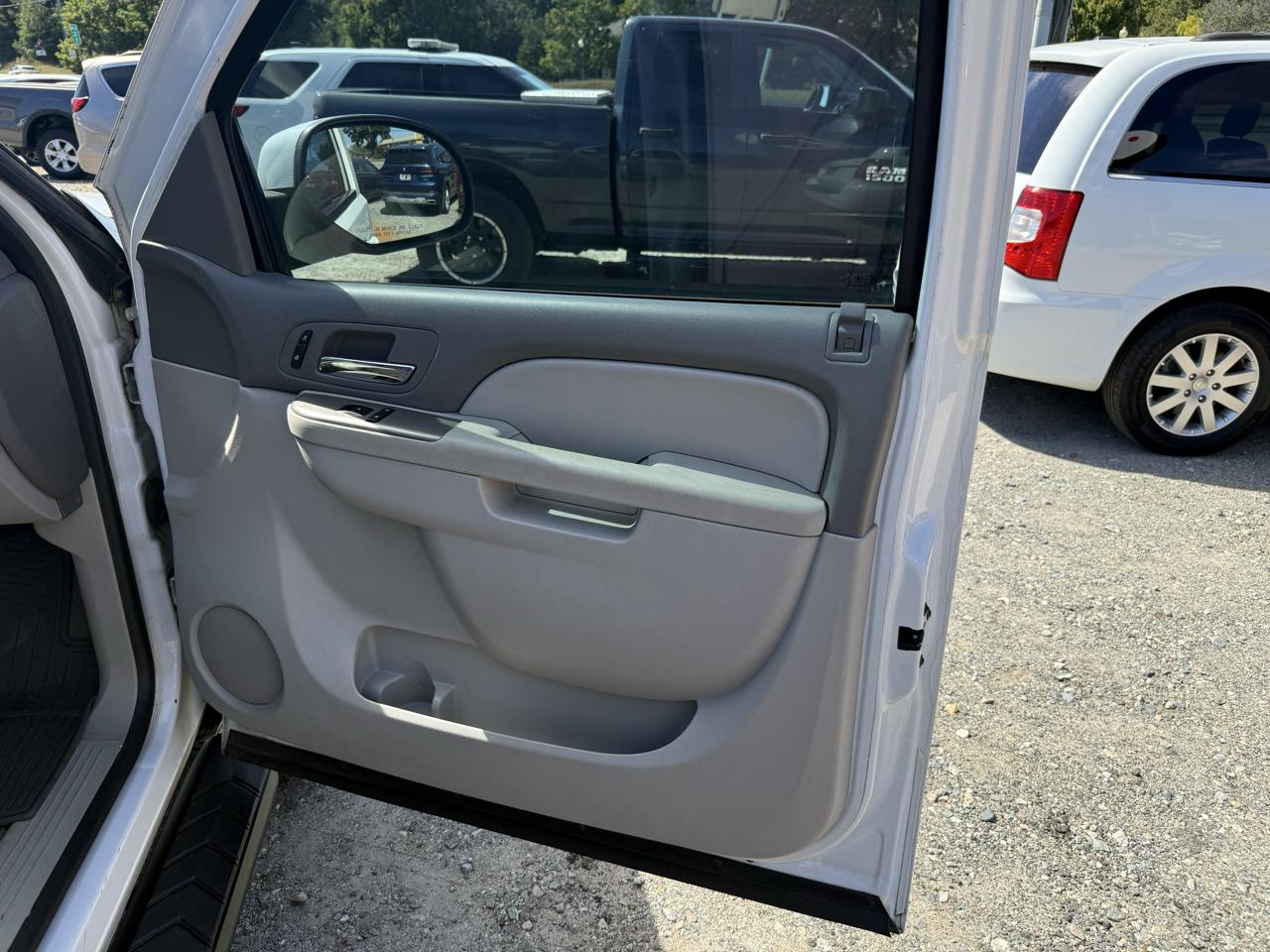 Chevrolet Tahoe LT 4WD 2012