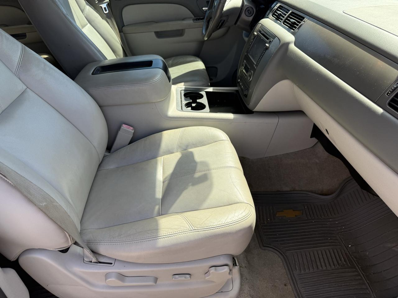 Chevrolet Tahoe LT 4WD 2012