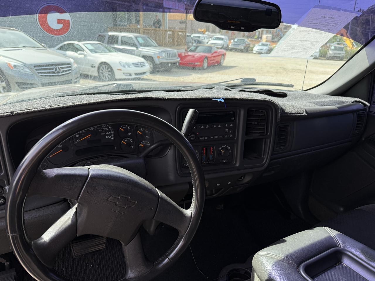 Chevrolet Avalanche 1500 2WD 2004