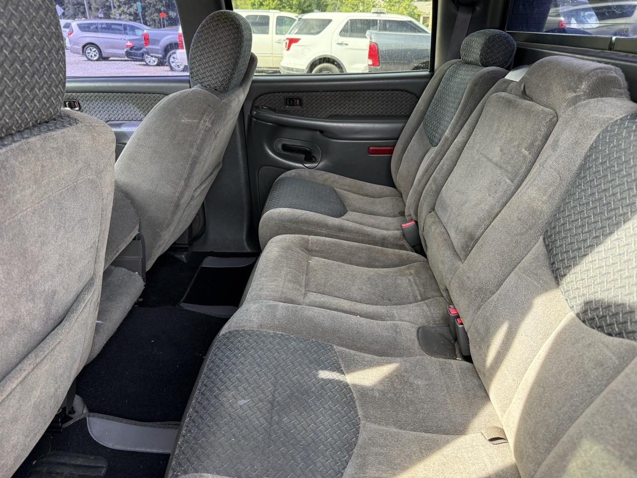 Chevrolet Avalanche 1500 2WD 2004