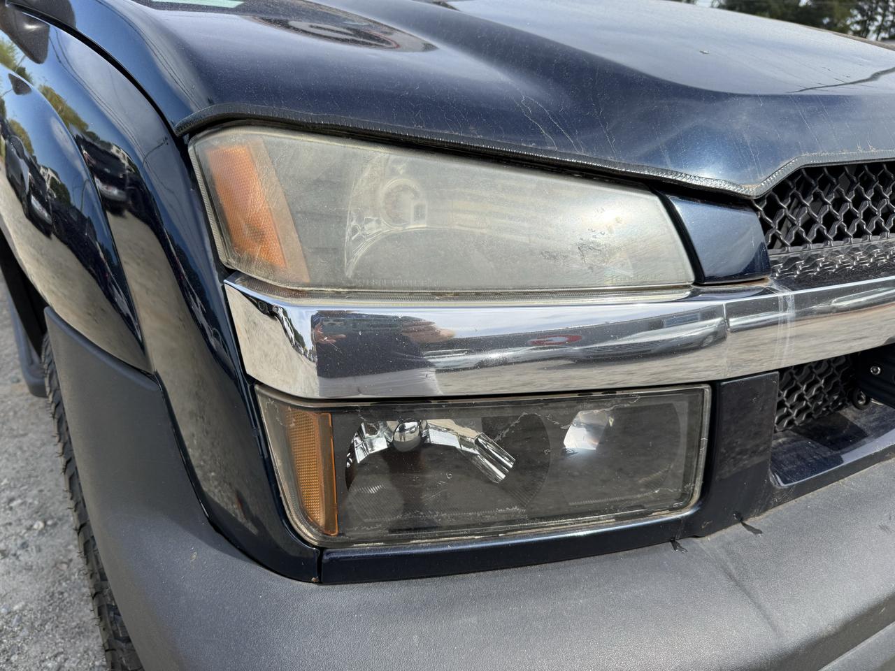 Chevrolet Avalanche 1500 2WD 2004