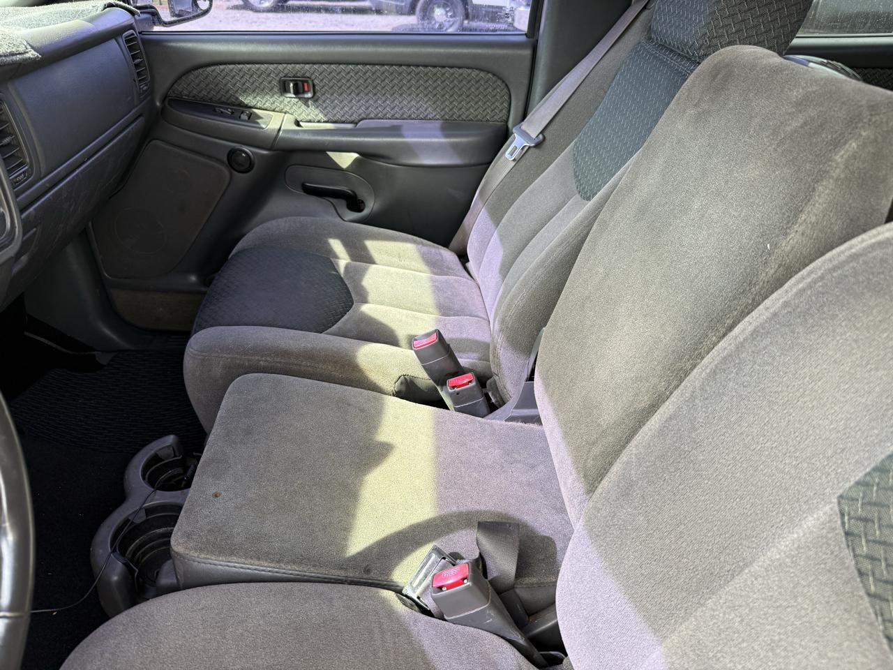 Chevrolet Avalanche 1500 2WD 2004