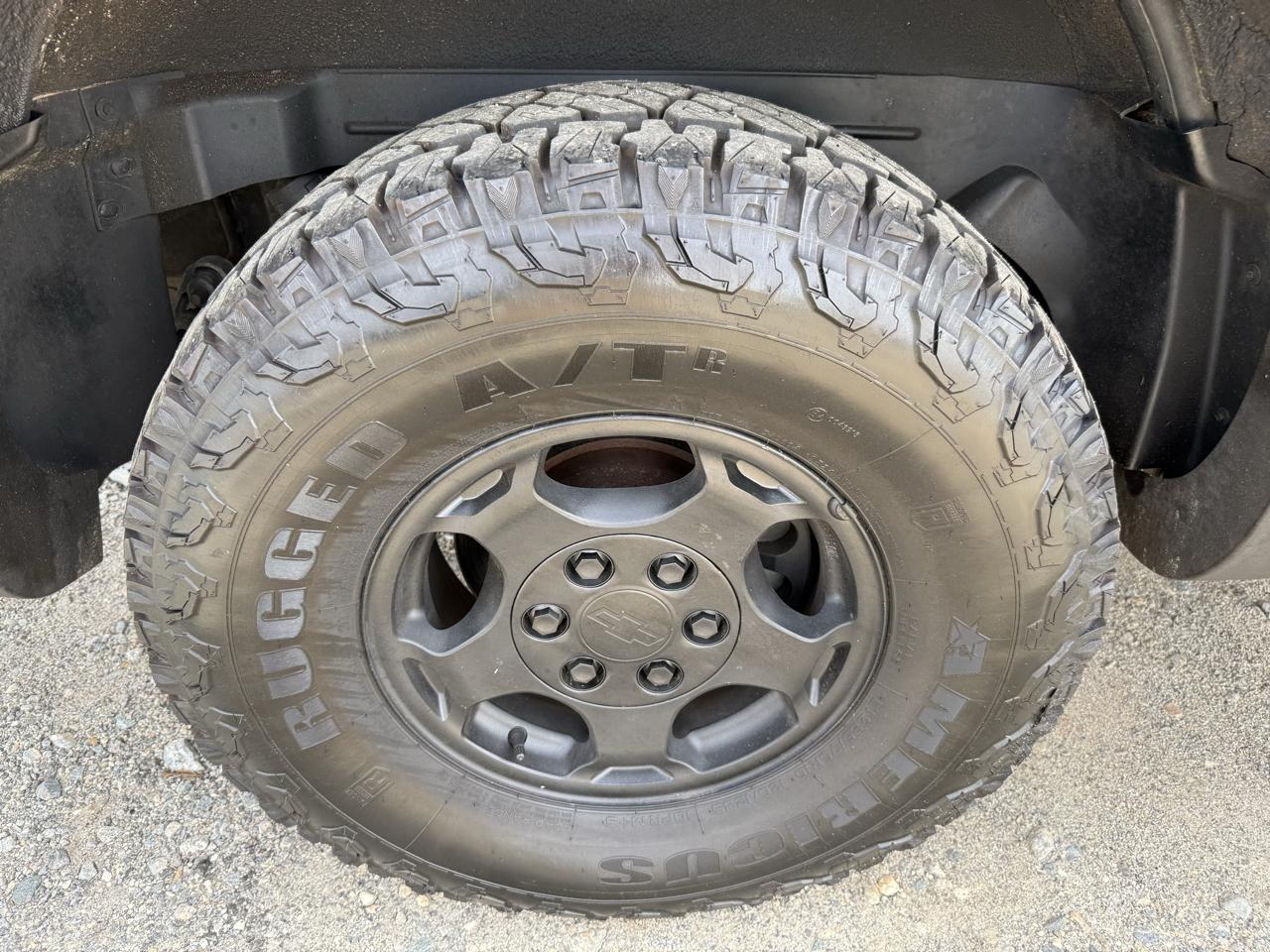 Chevrolet Avalanche 1500 2WD 2004