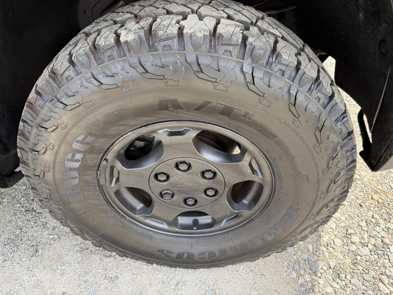 Chevrolet Avalanche 1500 2WD 2004