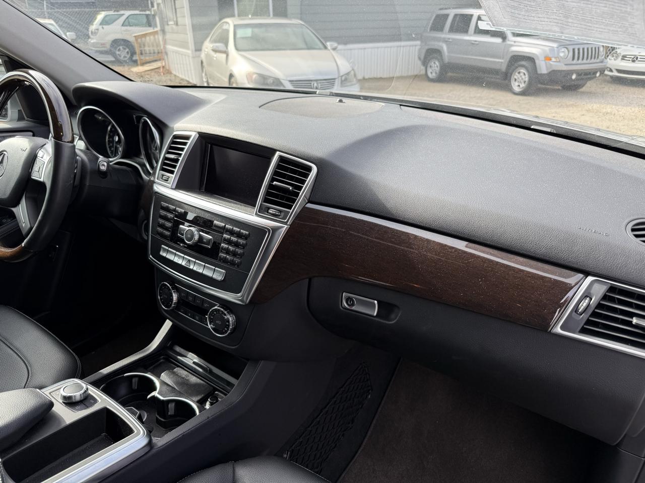 Mercedes-Benz M-Class ML350 4MATIC 2013