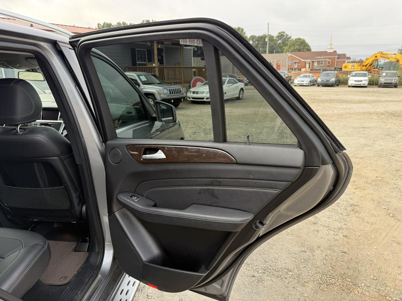 Mercedes-Benz M-Class ML350 4MATIC 2013