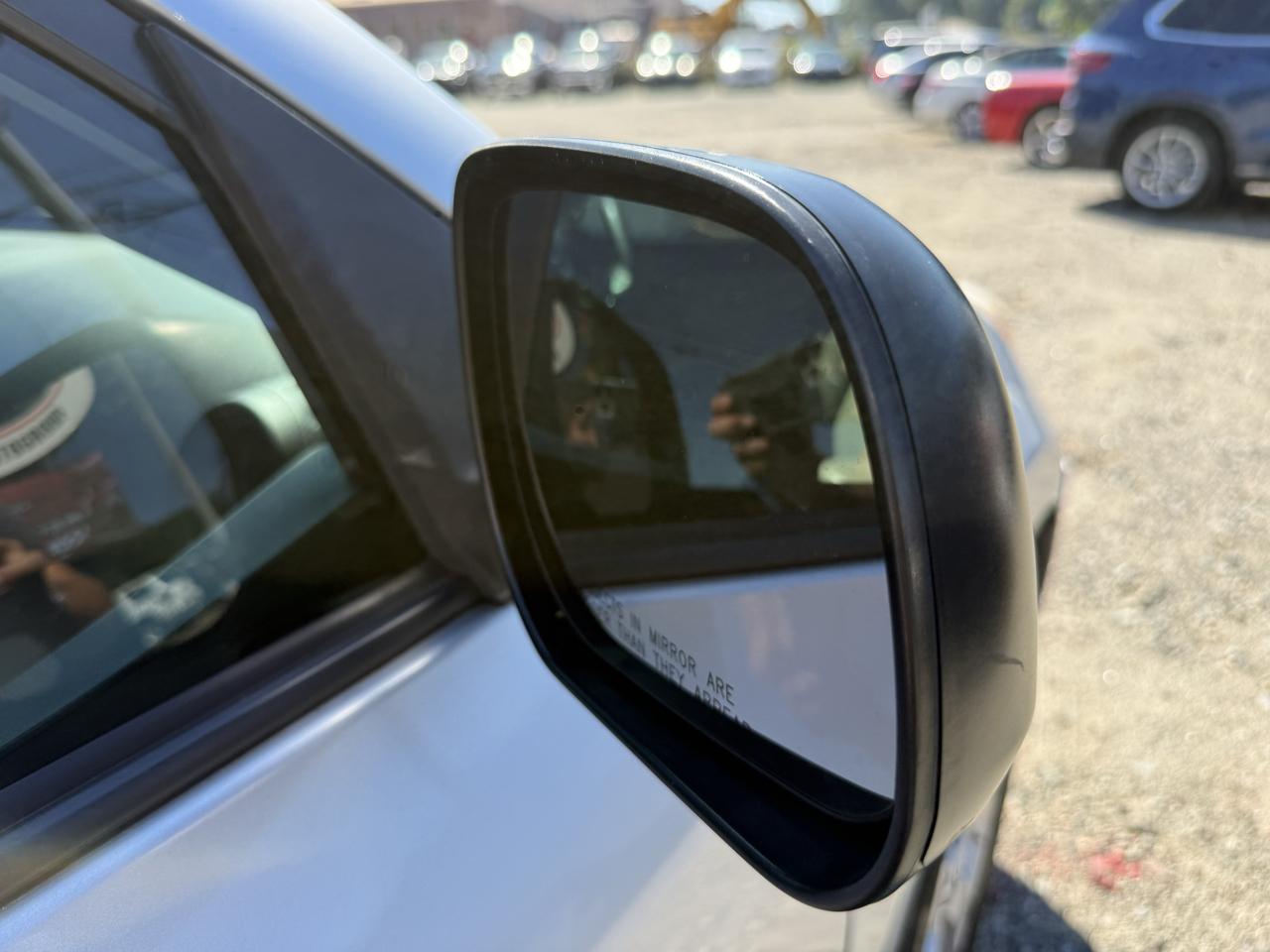 Toyota RAV4 Base I4 4WD 2012