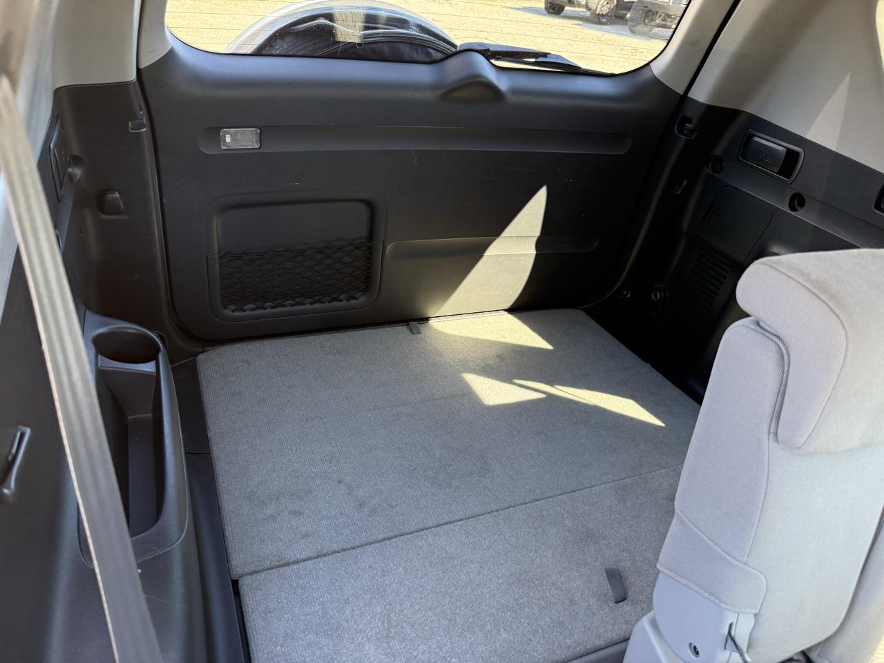 Toyota RAV4 Base I4 4WD 2012