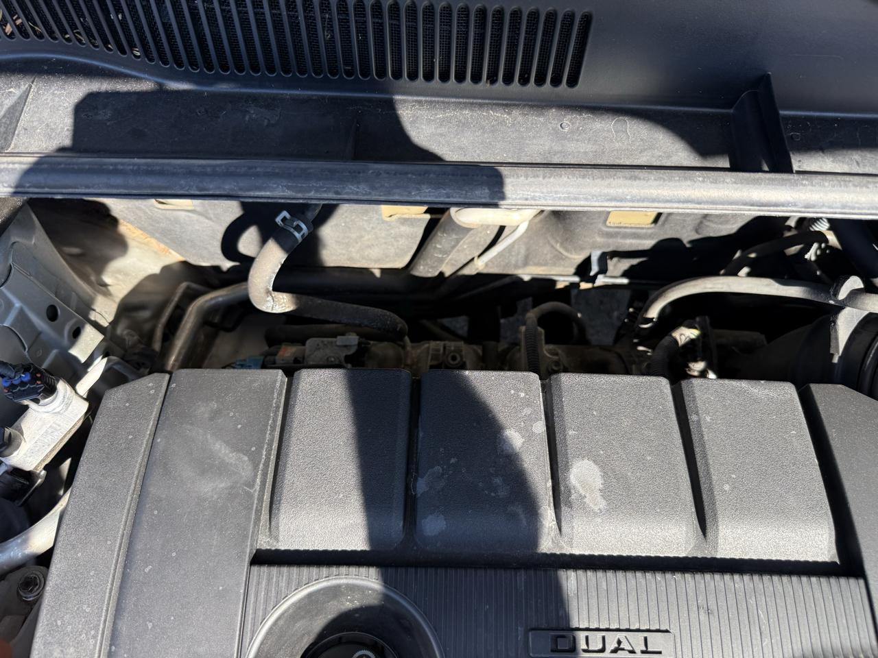 Toyota RAV4 Base I4 4WD 2012