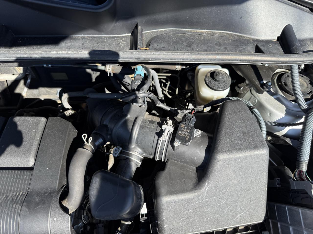 Toyota RAV4 Base I4 4WD 2012
