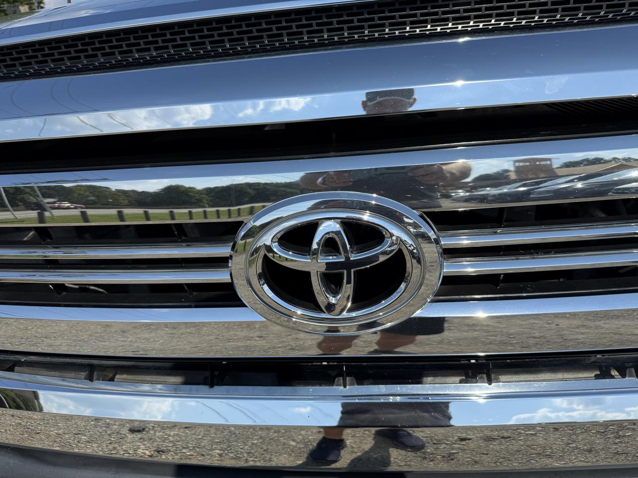 Toyota Tundra 2WD Truck Double Cab 4.6L V8 6-Spd AT SR5 (Natl) 2016