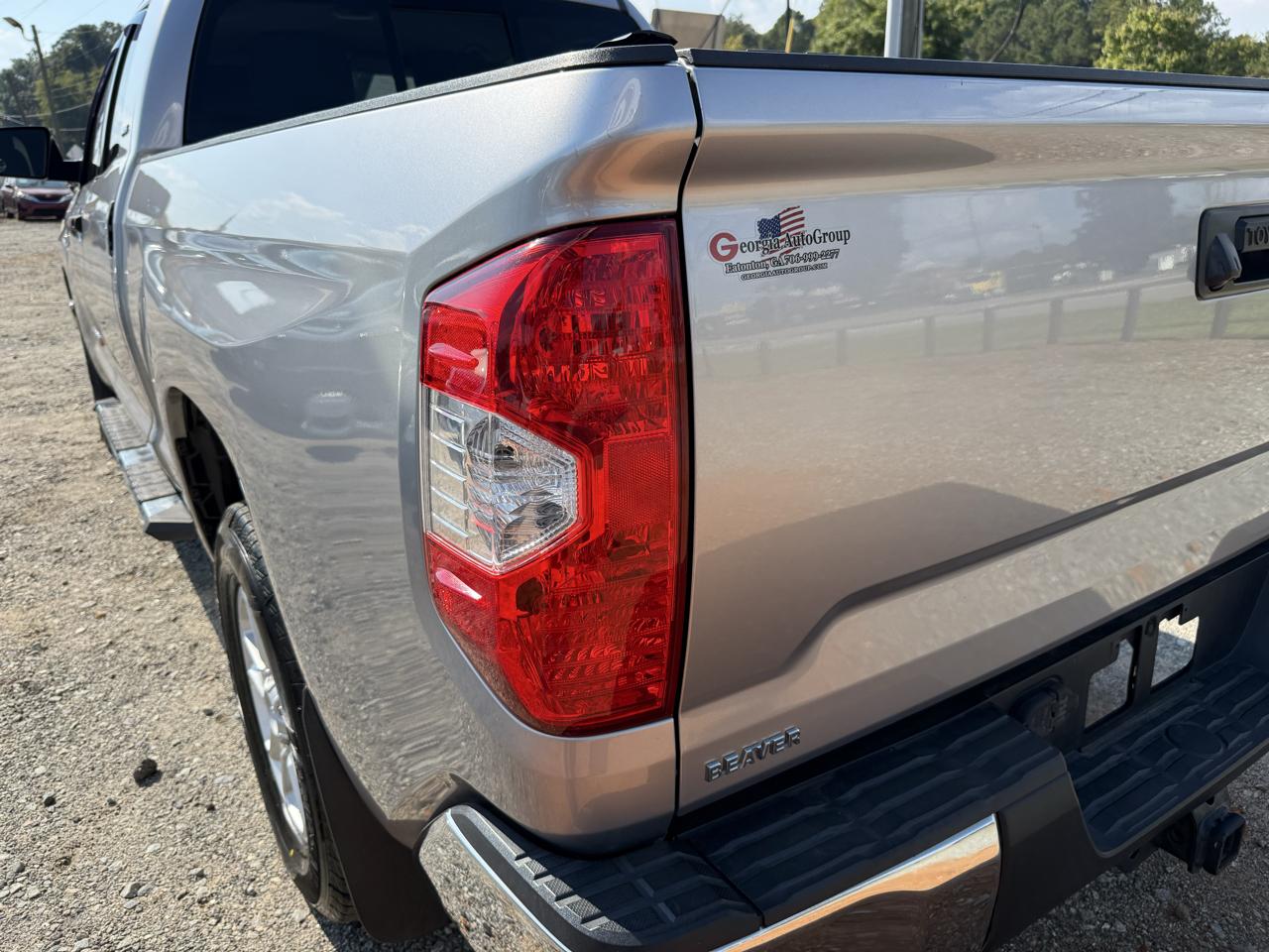 Toyota Tundra 2WD Truck Double Cab 4.6L V8 6-Spd AT SR5 (Natl) 2016