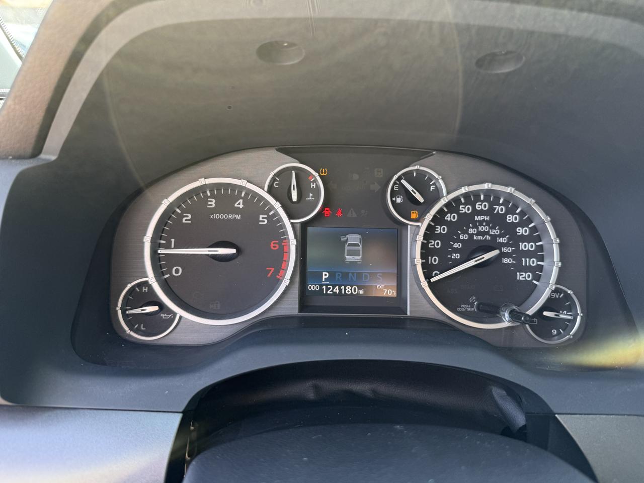 Toyota Tundra 2WD Truck Double Cab 4.6L V8 6-Spd AT SR5 (Natl) 2016