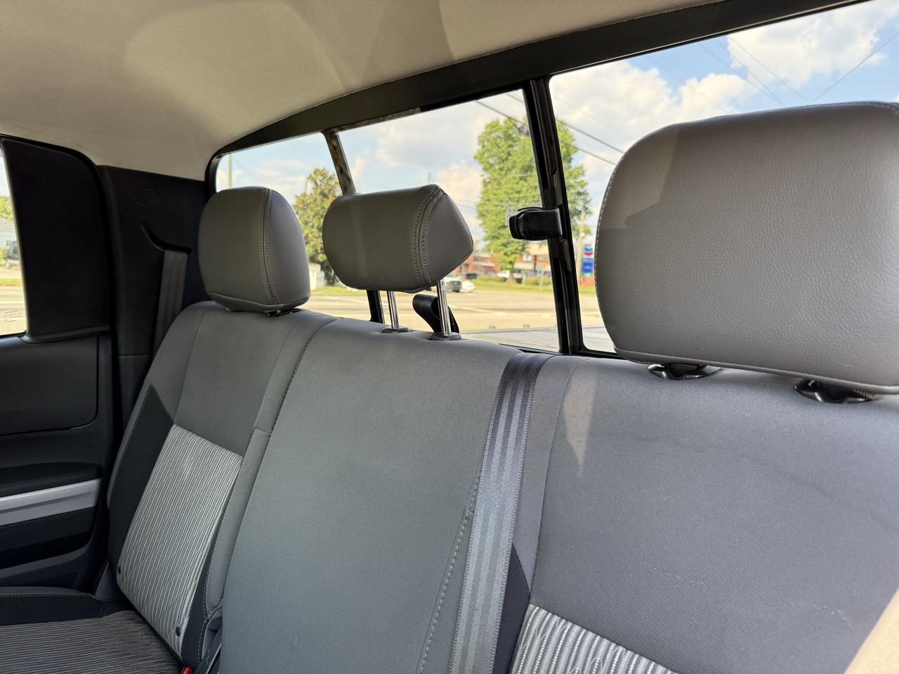 Toyota Tundra 2WD Truck Double Cab 4.6L V8 6-Spd AT SR5 (Natl) 2016