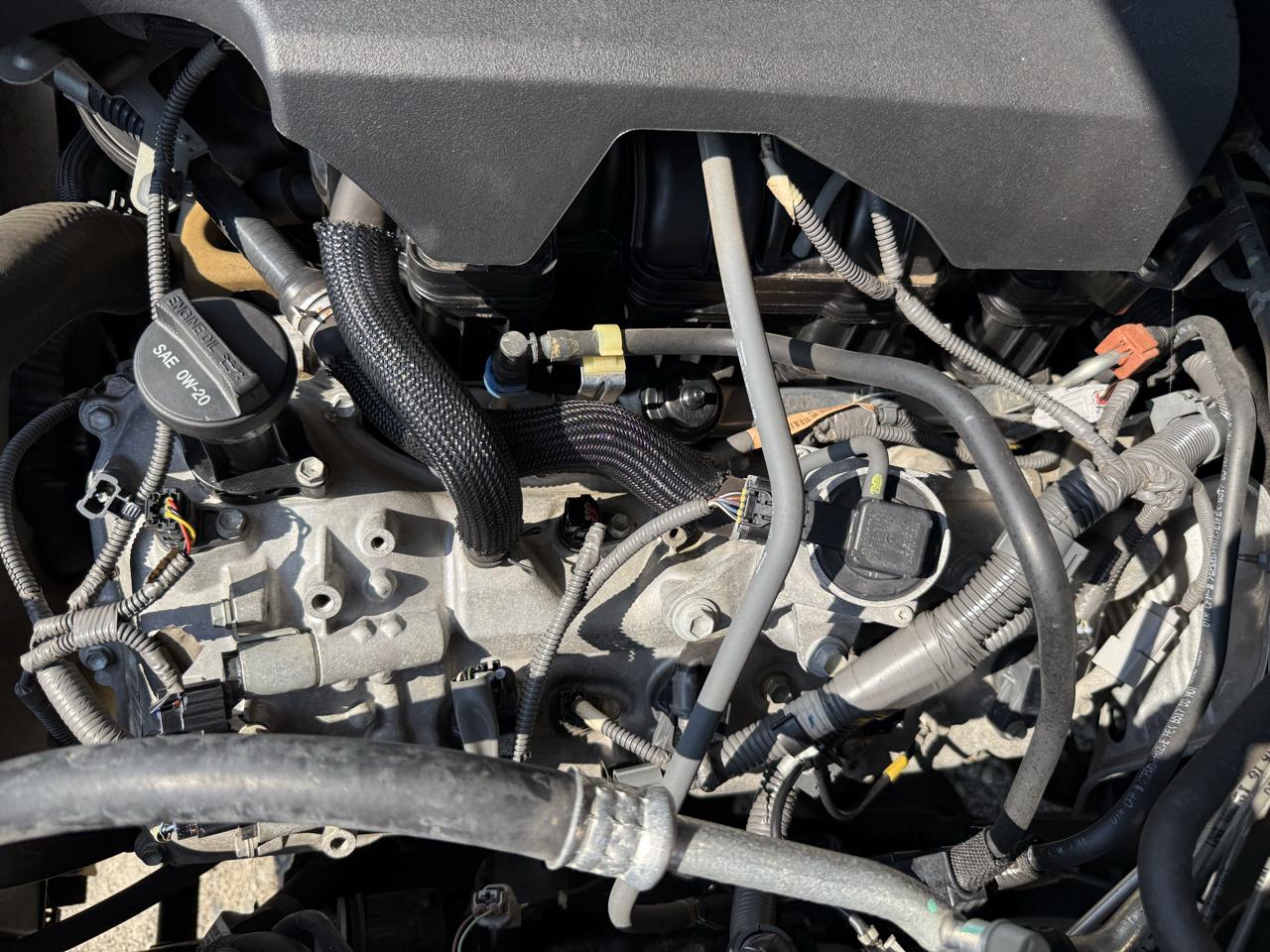 Toyota Tundra 2WD Truck Double Cab 4.6L V8 6-Spd AT SR5 (Natl) 2016
