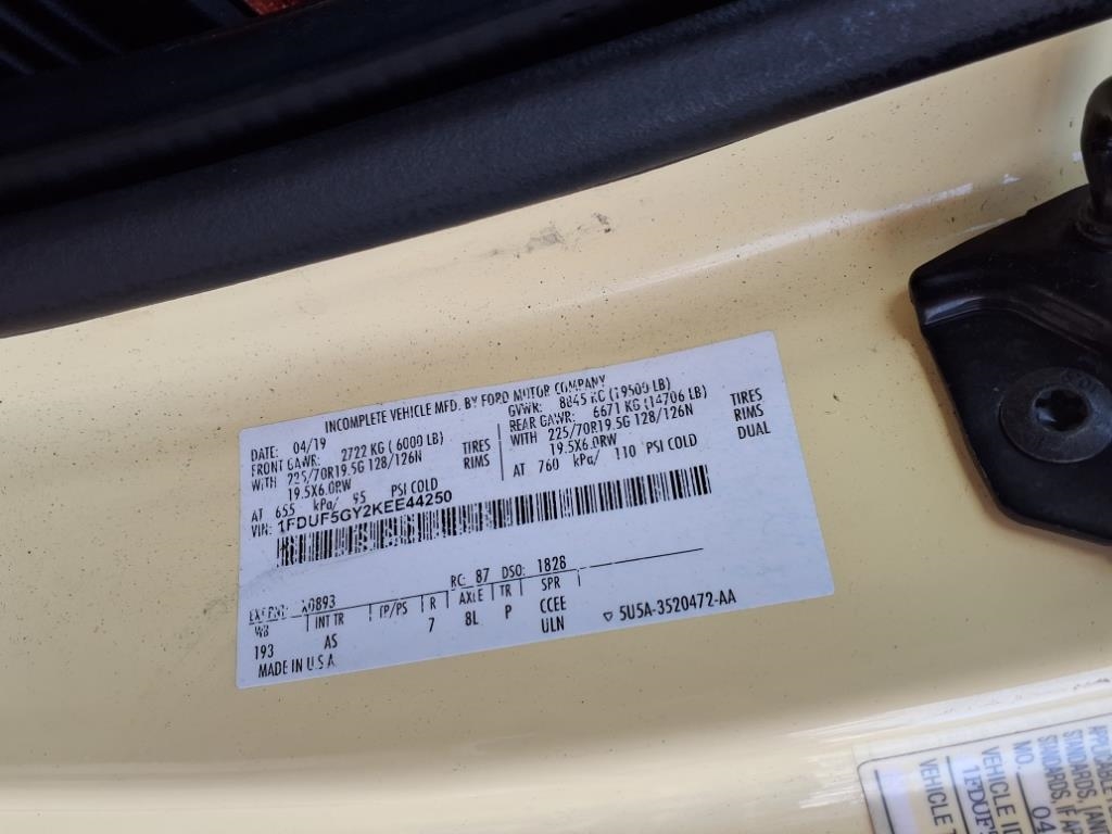 Ford Super Duty F-550 DRW XL 2WD Reg Cab 145" WB 60" CA 2019