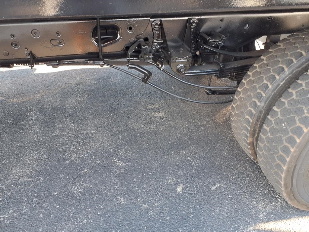 Ford Super Duty F-550 DRW XL 2WD Reg Cab 145" WB 60" CA 2019