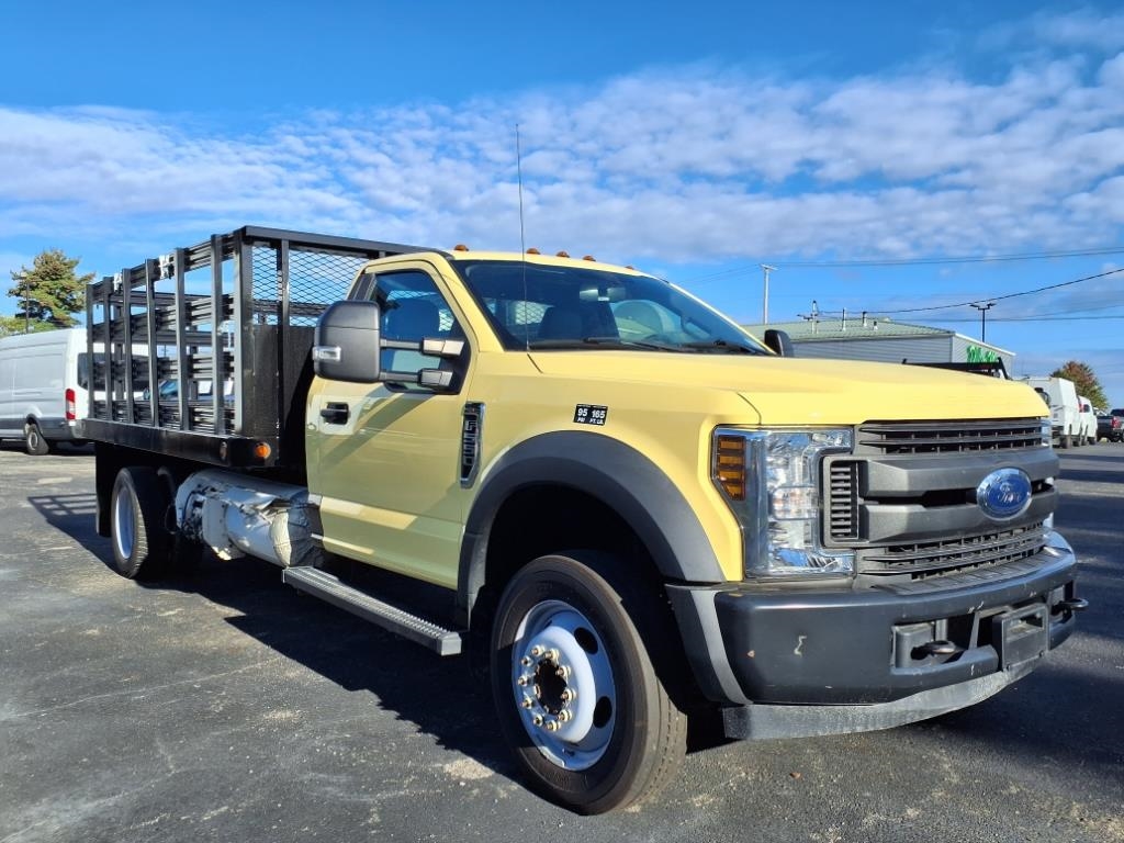 Ford Super Duty F-550 DRW XL 2WD Reg Cab 145" WB 60" CA 2019