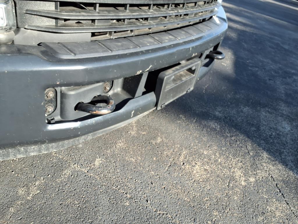 Ford Super Duty F-550 DRW XL 2WD Reg Cab 145" WB 60" CA 2019