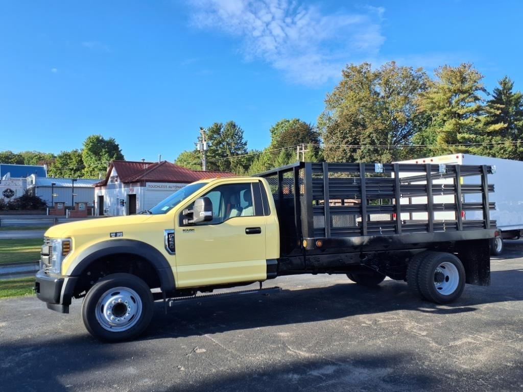 Ford Super Duty F-550 DRW XL 2WD Reg Cab 145" WB 60" CA 2019