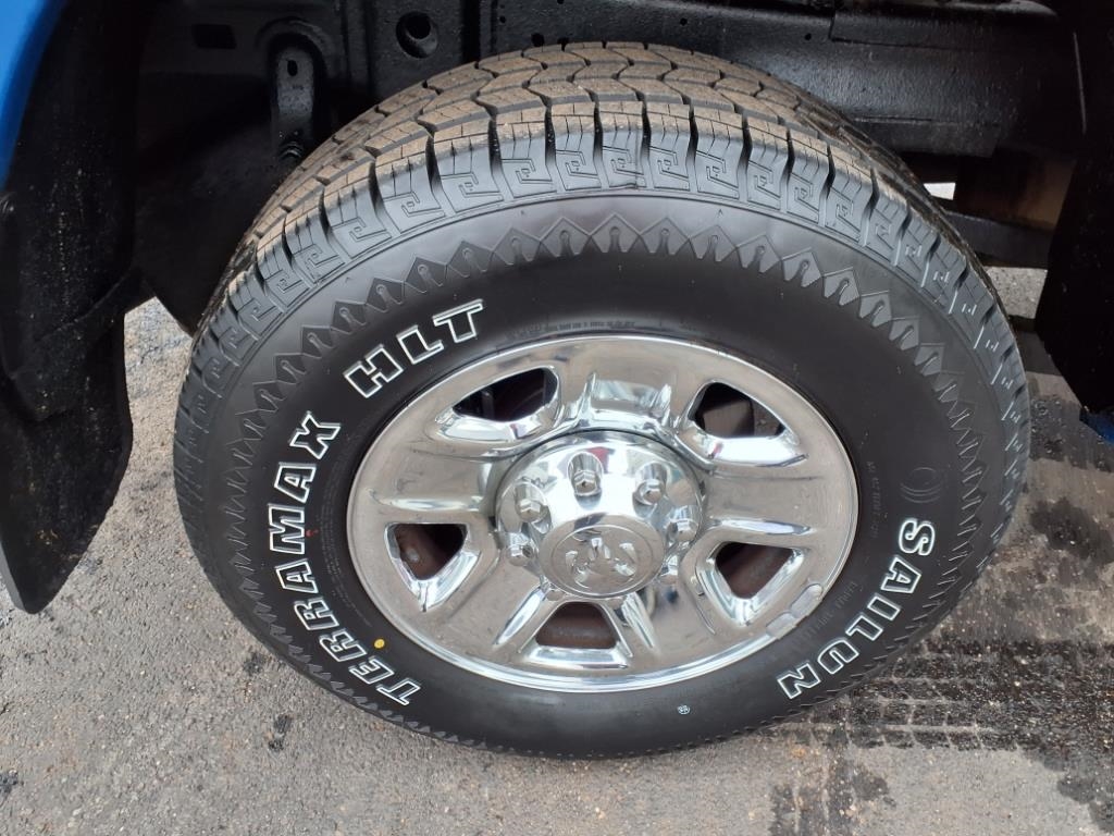 RAM 2500 Tradesman 4x2 Crew Cab 8' Box 2018