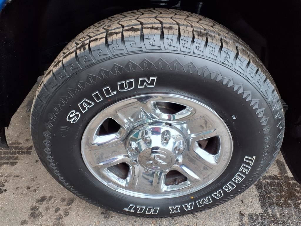 RAM 2500 Tradesman 4x2 Crew Cab 8' Box 2018