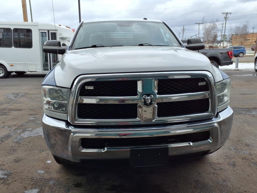 RAM 2500 Tradesman 4x2 Crew Cab 8' Box 2018