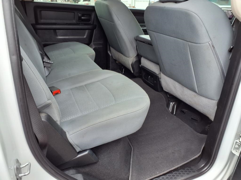 RAM 2500 Tradesman 4x2 Crew Cab 8' Box 2018