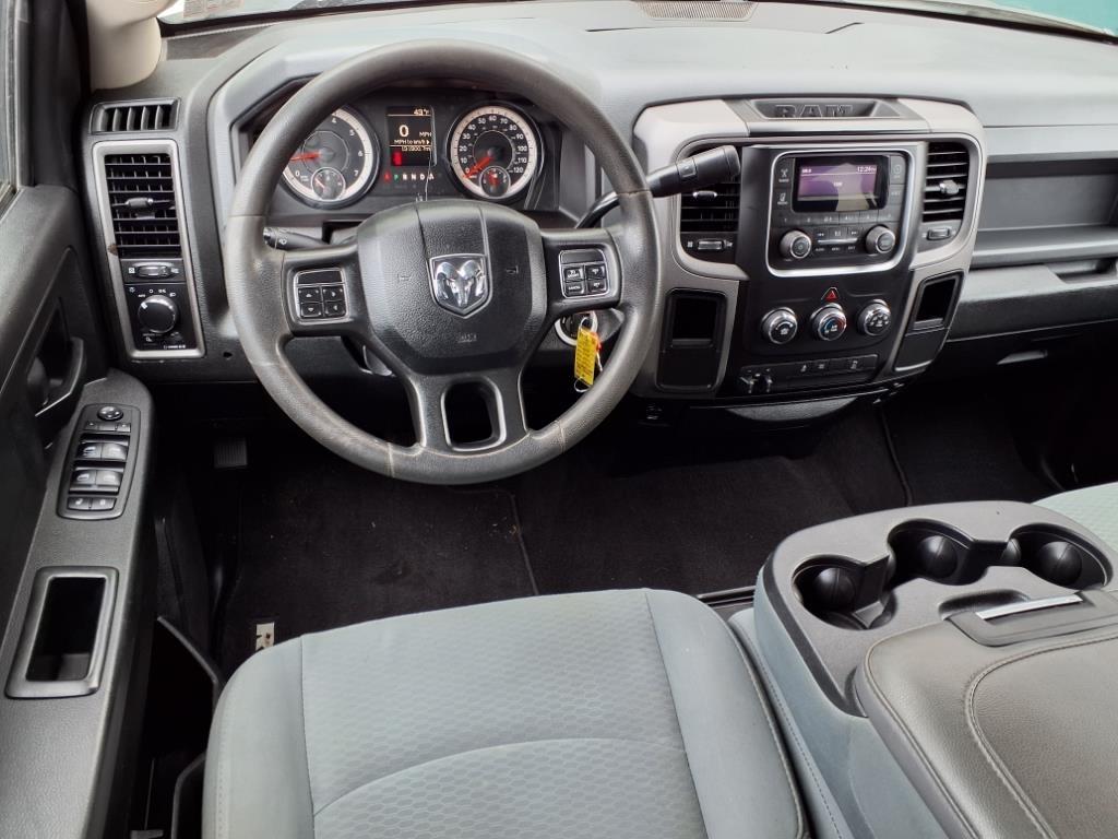 RAM 2500 Tradesman 4x2 Crew Cab 8' Box 2018