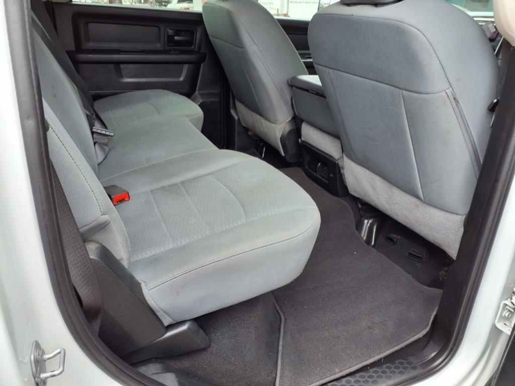 RAM 2500 Tradesman 4x2 Crew Cab 8' Box 2018