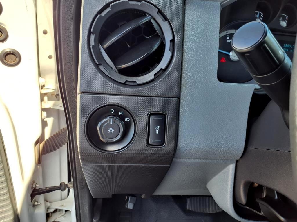 Ford Super Duty F-750 Straight Frame Reg Cab 2017