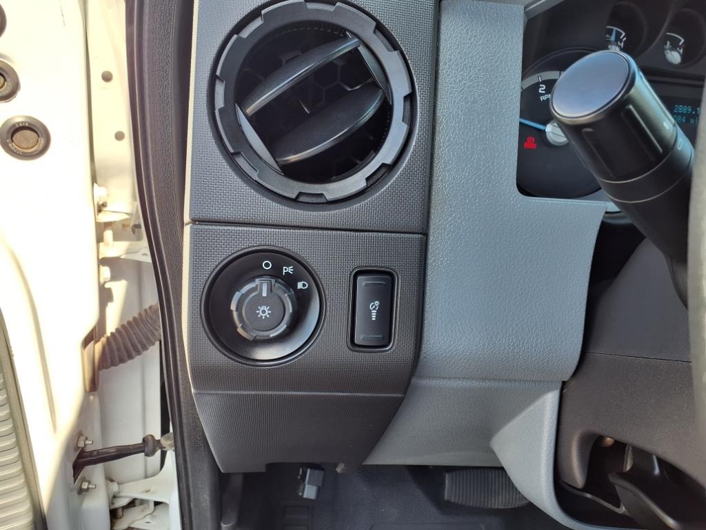 Ford Super Duty F-750 Straight Frame Reg Cab 2017