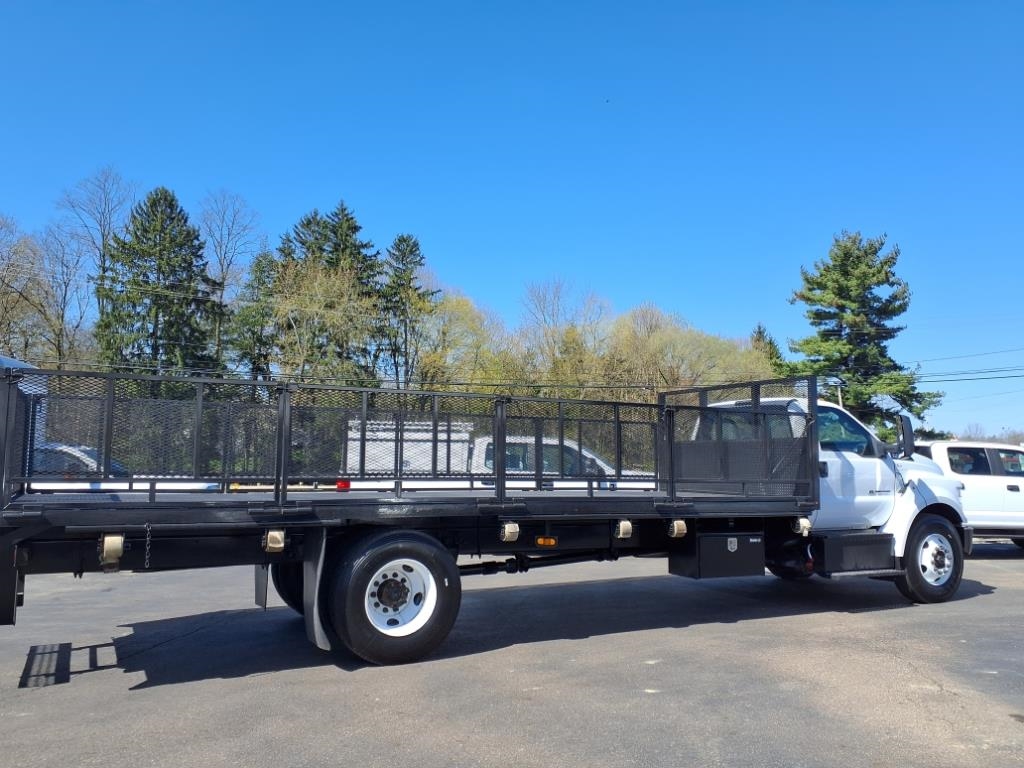 Ford Super Duty F-750 Straight Frame Reg Cab 2017
