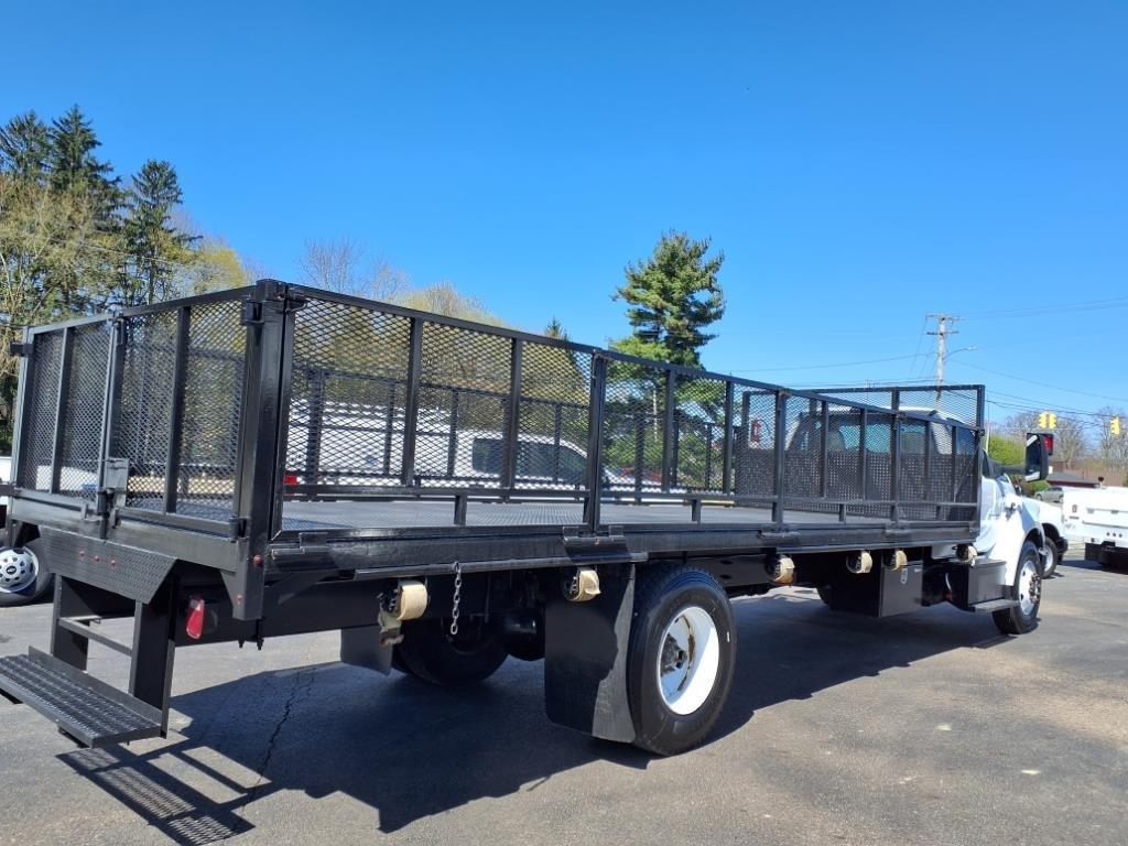 Ford Super Duty F-750 Straight Frame Reg Cab 2017
