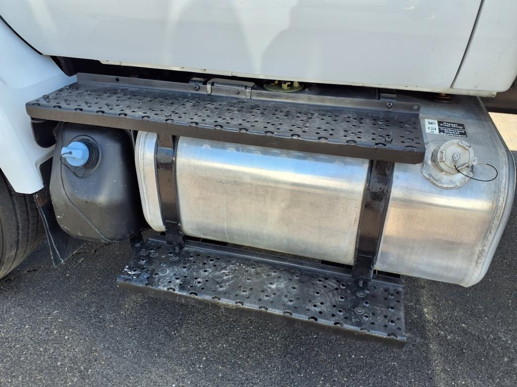 Ford Super Duty F-750 Straight Frame Reg Cab 2017