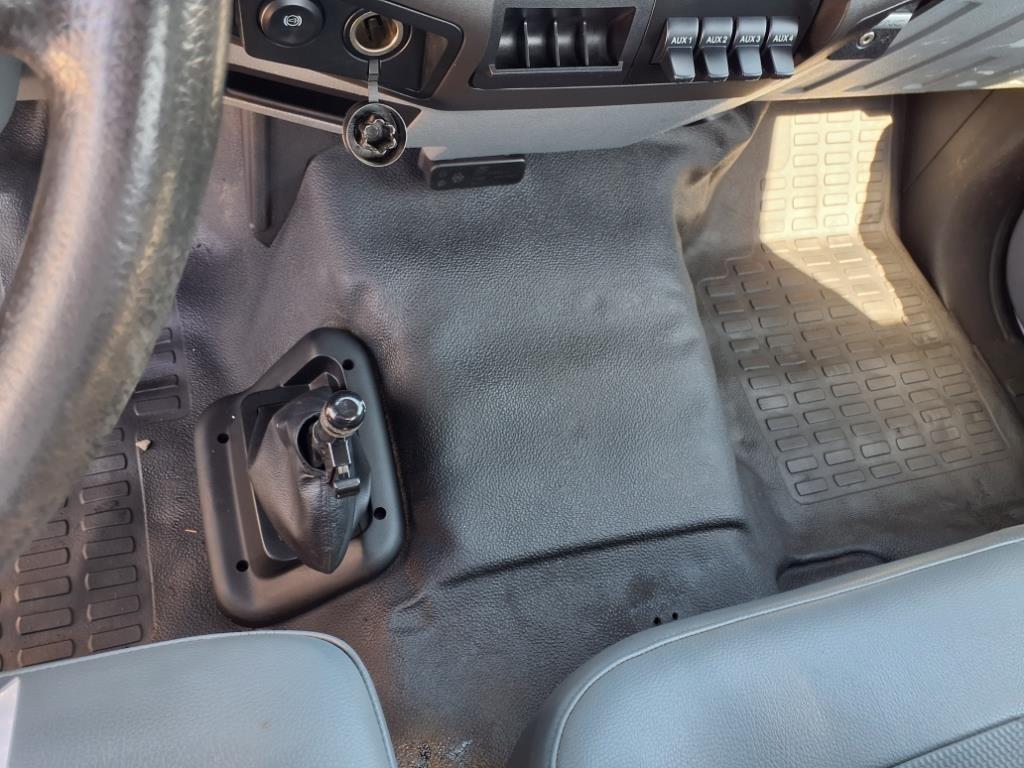 Ford Super Duty F-750 Straight Frame Reg Cab 2017