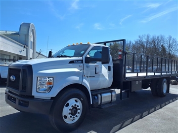 2017 Ford Super Duty F-750 Straight Frame Reg Cab